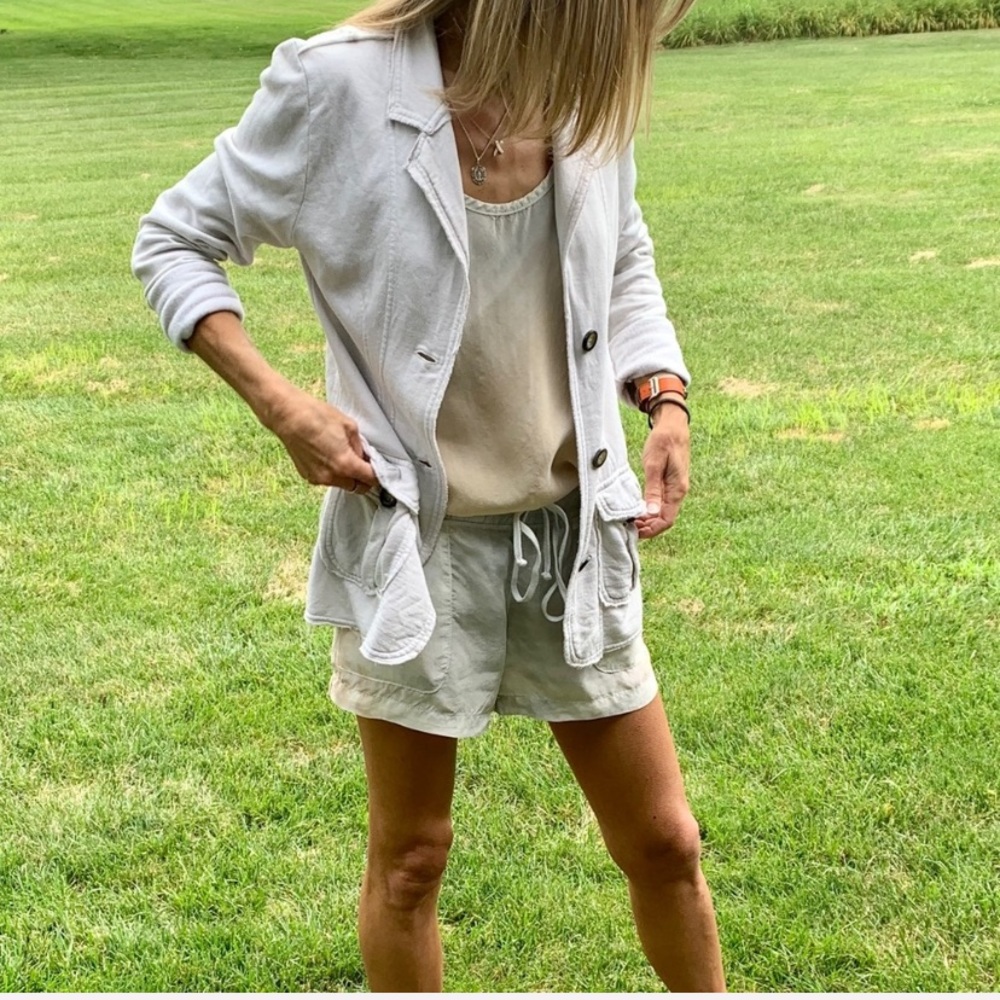 Shorts - Picture 7 of 7